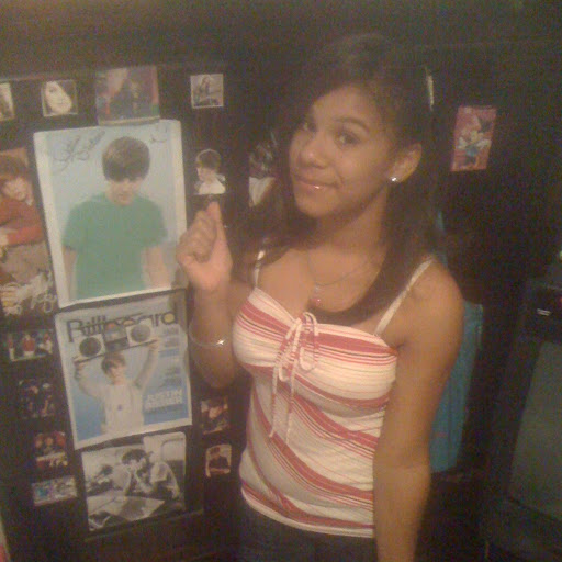 Marilyn Rivas Photo 25