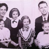 Kenneth Gould Photo 31