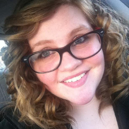 Laura Reece Photo 17