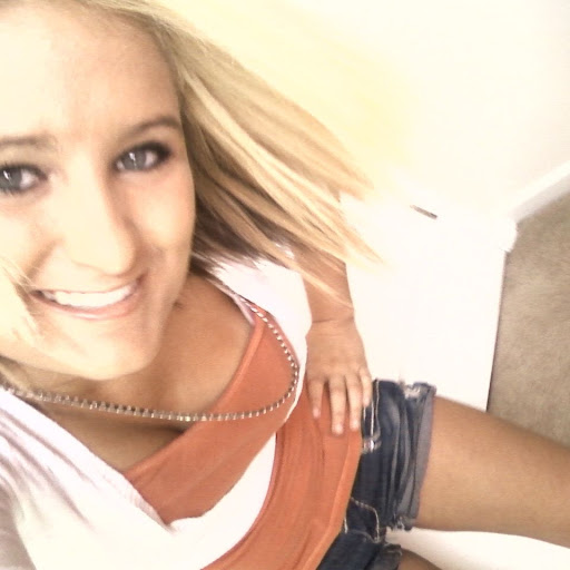 Kristen Shelton Photo 32