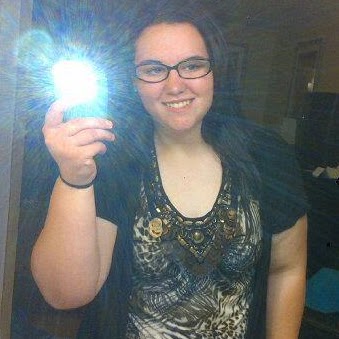 Samantha Barney Photo 33