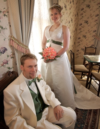 Elizabeth Moore Photo 38