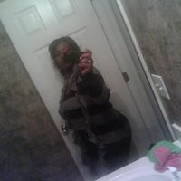 Elizabeth Pharr Photo 17