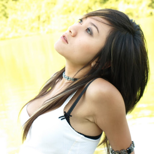 Victoria Nguyen Photo 8
