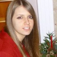 Catherine Avery Photo 28