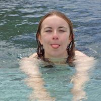 Sara Smith Photo 23