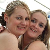 Claire Roberts Photo 36