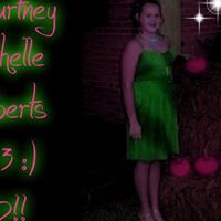 Courtney Roberts Photo 31
