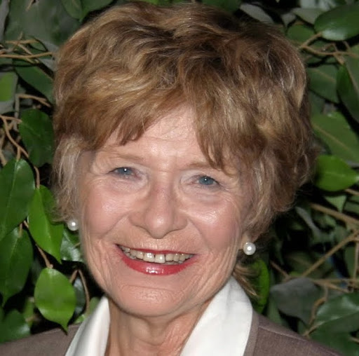 Sandra Cook Photo 13