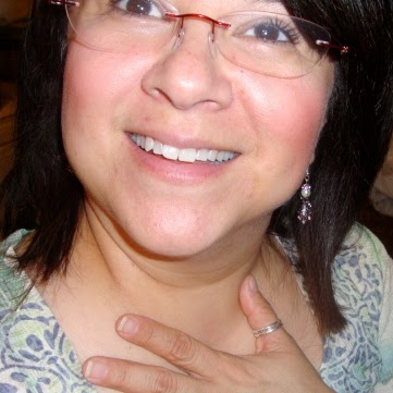 Diane Courtney Photo 30