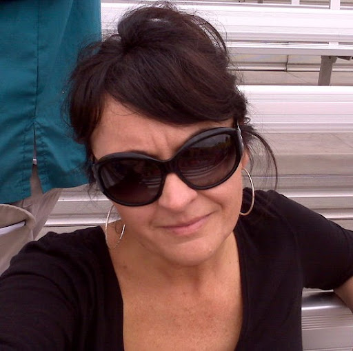 Denise Cardona Photo 19