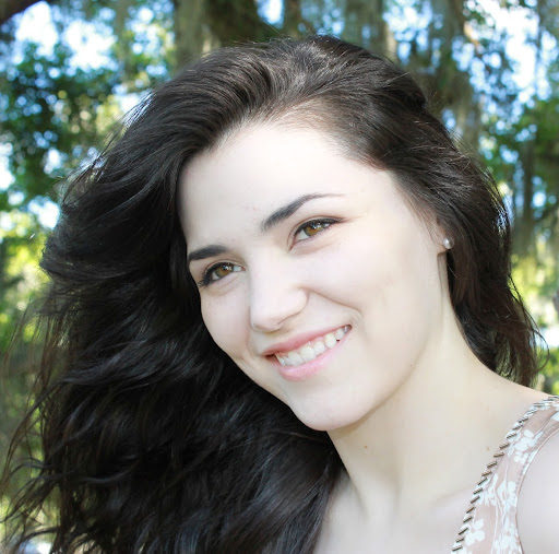 Kristine Morris Photo 8