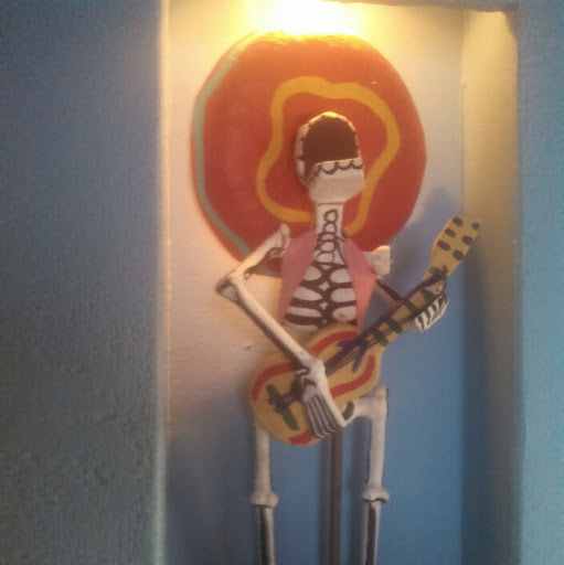 Dennis Bell Photo 8