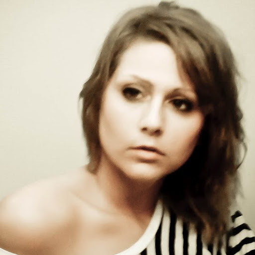 Katie Hahn Photo 10