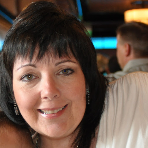 Catherine Holland Photo 43