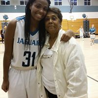 Michelle Gordon Photo 10