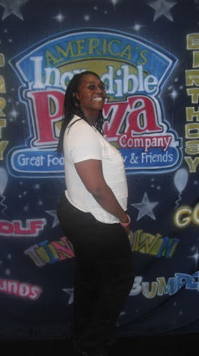 Sharon Banks Photo 19