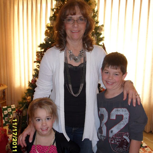 Patty Hughes Photo 31