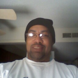 Gary Lowe Photo 4
