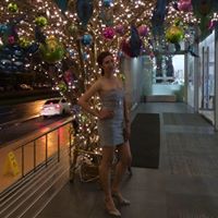 Joanna Gutierrez Photo 10