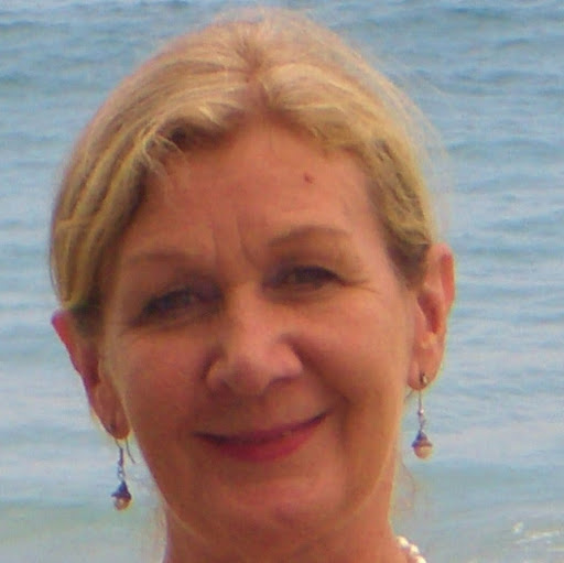 Diana Coates Photo 21