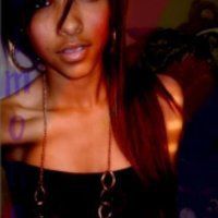 Simone Scott Photo 28