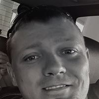 Justin Pierson Photo 9