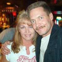 Robin Hewitt Photo 37