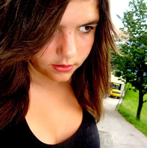 Lisa Maier Photo 23