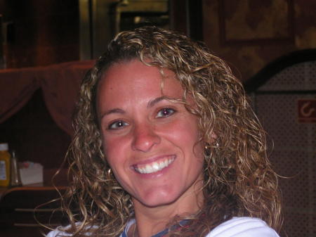 Dana Lewis Photo 37