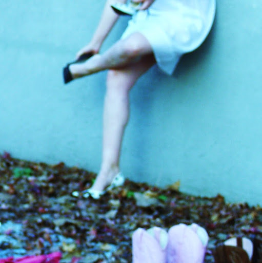 Valerie Carpenter Photo 11