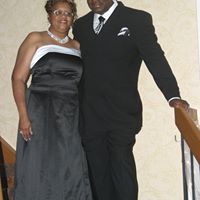 Carol Hale Photo 18