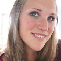 Jennifer Huth Photo 4
