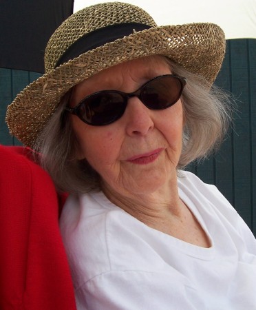 Shirley Rose Photo 30