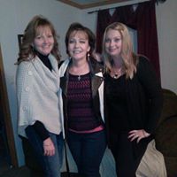 Laura Benner Photo 32