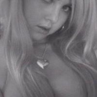 Britney Bush Photo 17