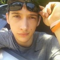 Tyler Kelley Photo 31