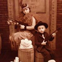 April Daugherty Photo 42