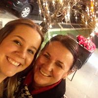 Jennifer Traylor Photo 22