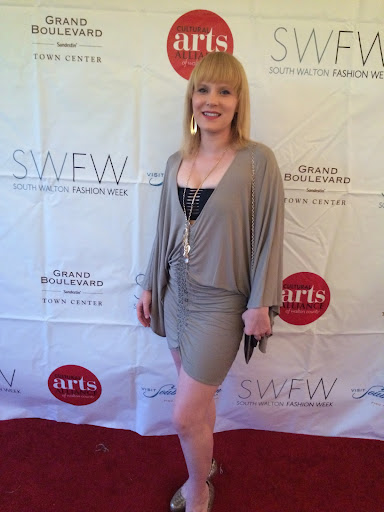 Heather Eaton Photo 40