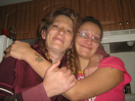 Lori Gill Photo 34