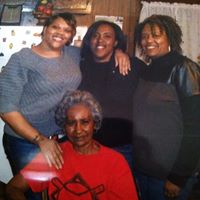 Gloria Russell Photo 11