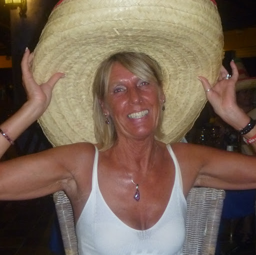 Brenda Godwin Photo 23