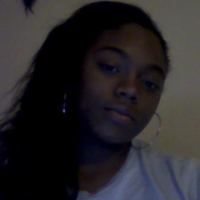 Ashley Robinson Photo 38