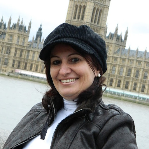 Andrea Silveira Photo 7