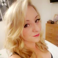 Kirsty Robinson Photo 18
