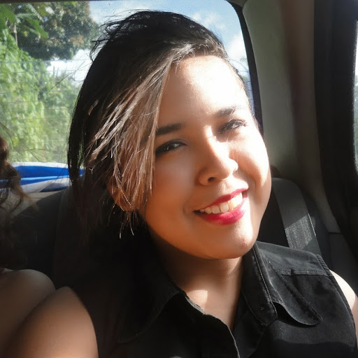 Karina Alvarado Photo 31
