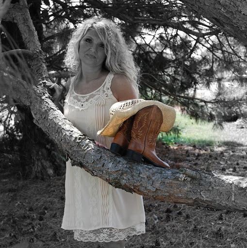 Vicki Jensen Photo 31