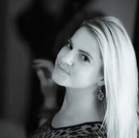 Julia Ford Photo 16