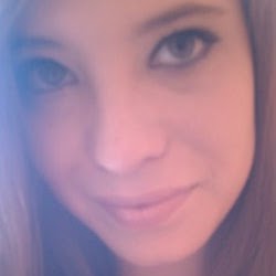 Brittany Lee Photo 30